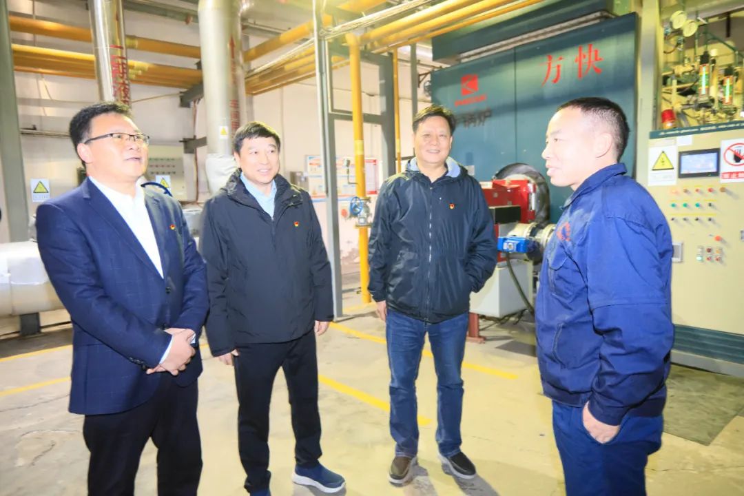 新春慰問送關(guān)懷——集團(tuán)黨委書記、董事長慰問春節(jié)期間堅(jiān)守崗位的一線職工