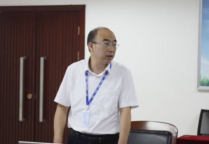 繼往開來 · 再創(chuàng)輝煌 | 花花牛乳業(yè)集團召開9月營銷、養(yǎng)殖及飼料月度經(jīng)營工作會議