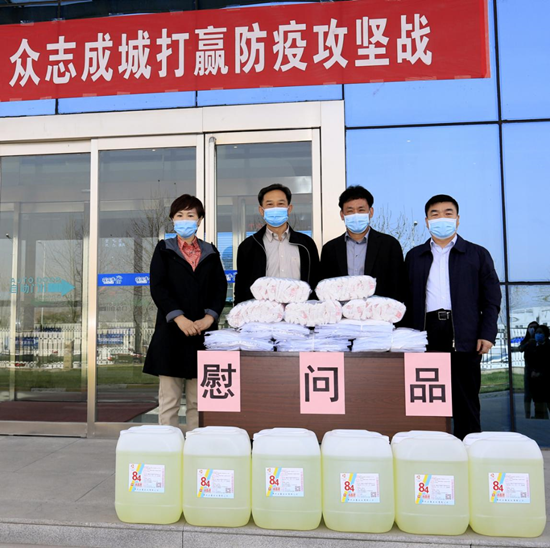 鄭州市人大副主任孫黎、市政府副市長李喜安一行 蒞臨花花牛開展“三送一強(qiáng)”活動(dòng)