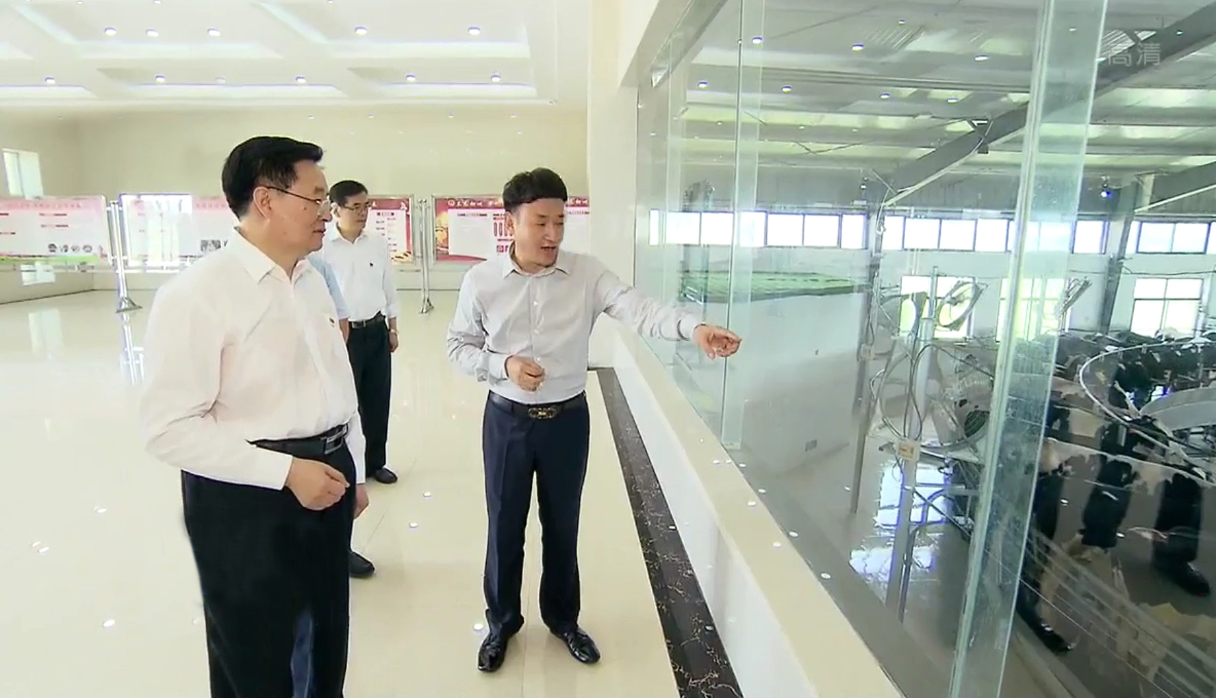 省委書記王國(guó)生到河南花花牛乳業(yè)集團(tuán)·新蔡瑞亞牧業(yè)有限公司調(diào)研 省委書記王國(guó)生到河南花花牛乳業(yè)集團(tuán)·新蔡瑞亞牧業(yè)有限公司調(diào)研