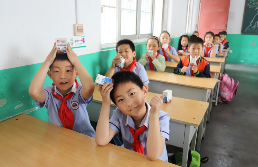 花花牛|六一關愛兒童，讓愛灑滿人間