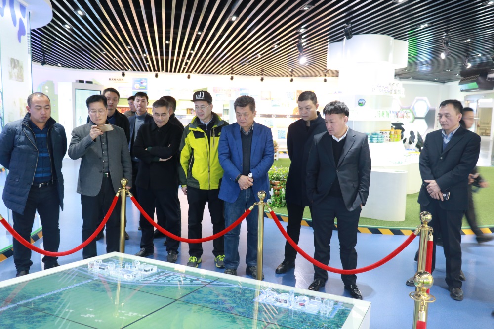 涉農(nóng)企業(yè)強(qiáng)強(qiáng)聯(lián)合，“抱團(tuán)取暖”共迎企業(yè)發(fā)展的春天