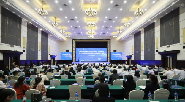 國企擔(dān)當(dāng) | 花花牛乳業(yè)集團(tuán)斬獲“2023河南社會責(zé)任企業(yè)”推選活動兩項(xiàng)大獎??！